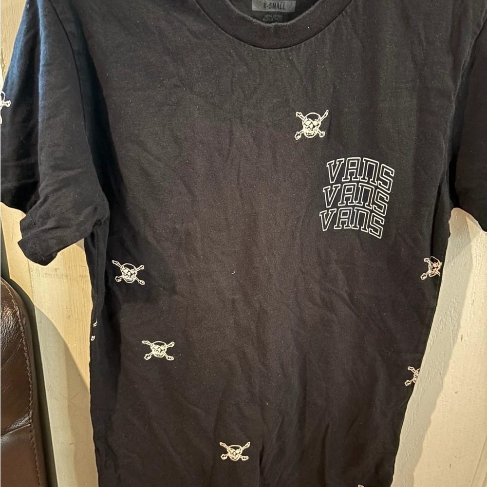 Vans Black Skull Graphic Tee